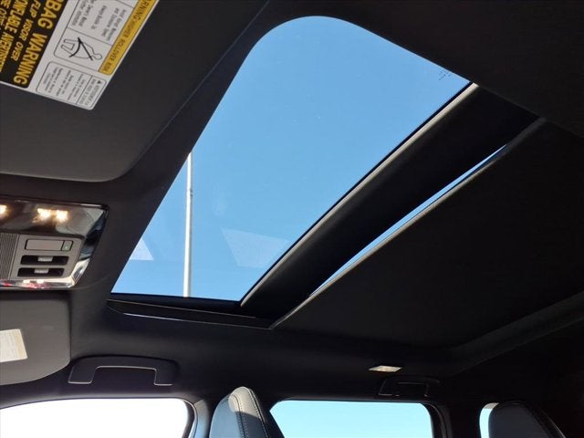 2026 Mitsubishi Outlander — detail view